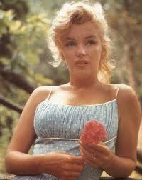 Il 5 agosto 1962 moriva Marilyn Monroe. Una stella che brillerà per sempre.